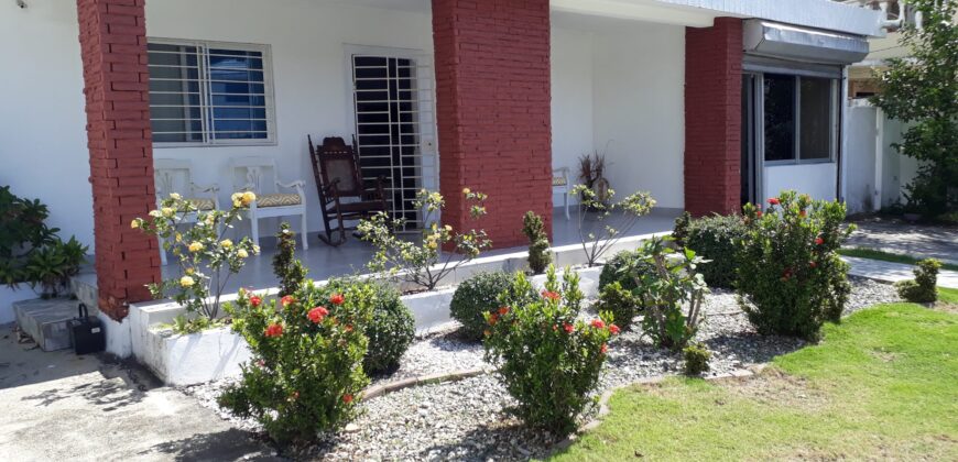 Casa en venta en Los Prados Distrito Nacional