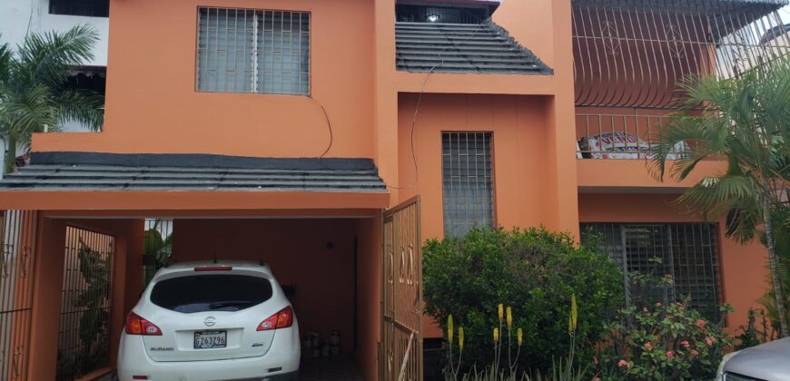 Casa en Venta en Santo Domingo