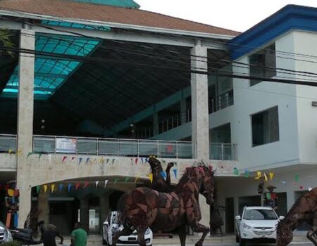 Local Comercial en Venta Plaza Benedicto