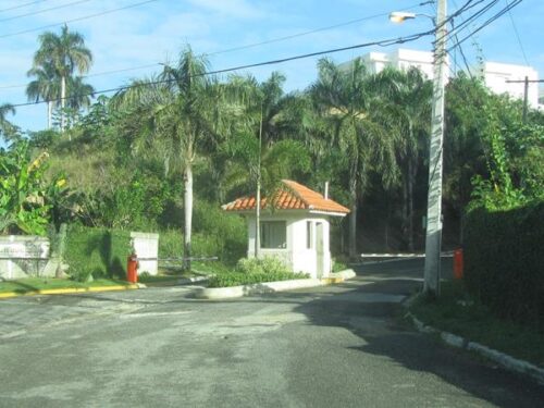 Solar en Cuesta Hermosa, Distrito Nacional.