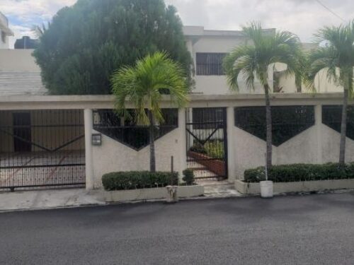 Casa en venta en Colinas de los Rios