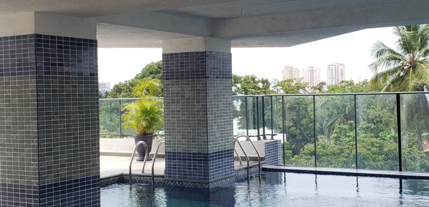 Elegante Torre de Apartamentos en La Esperilla con Vista al Mar