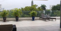 Elegante Torre de Apartamentos en La Esperilla con Vista al Mar