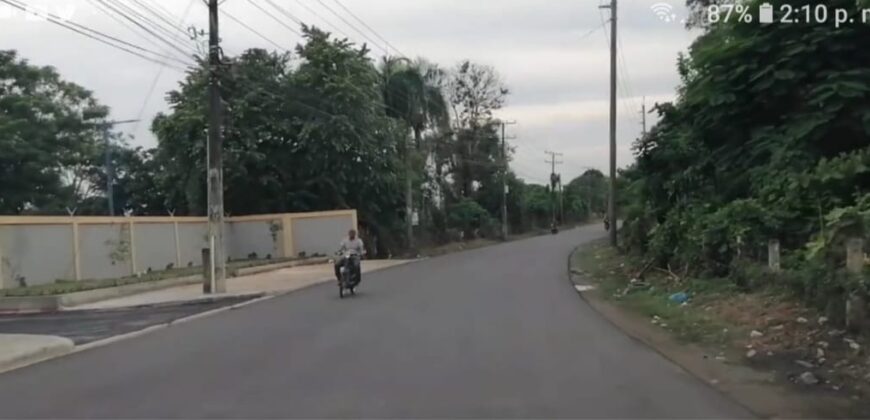 Terreno en venta en Villa Mella (La Victoria)